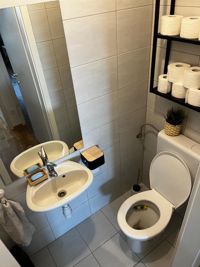 Apartman Vanesa Apartment สปลิท ภายนอก รูปภาพ