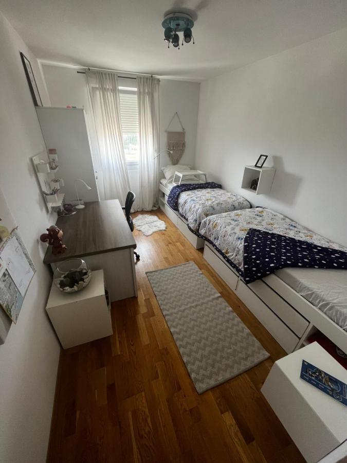 Apartman Vanesa Apartment สปลิท ภายนอก รูปภาพ